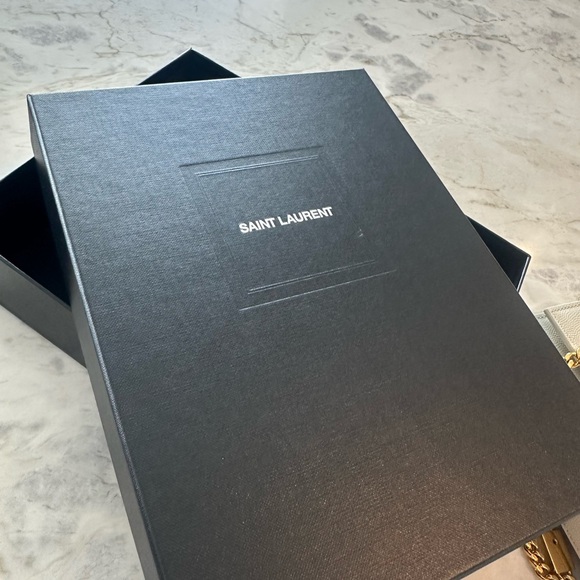 Yves Saint Laurent Kate Small White and Gold Chain Bag - Picture 5 of 13